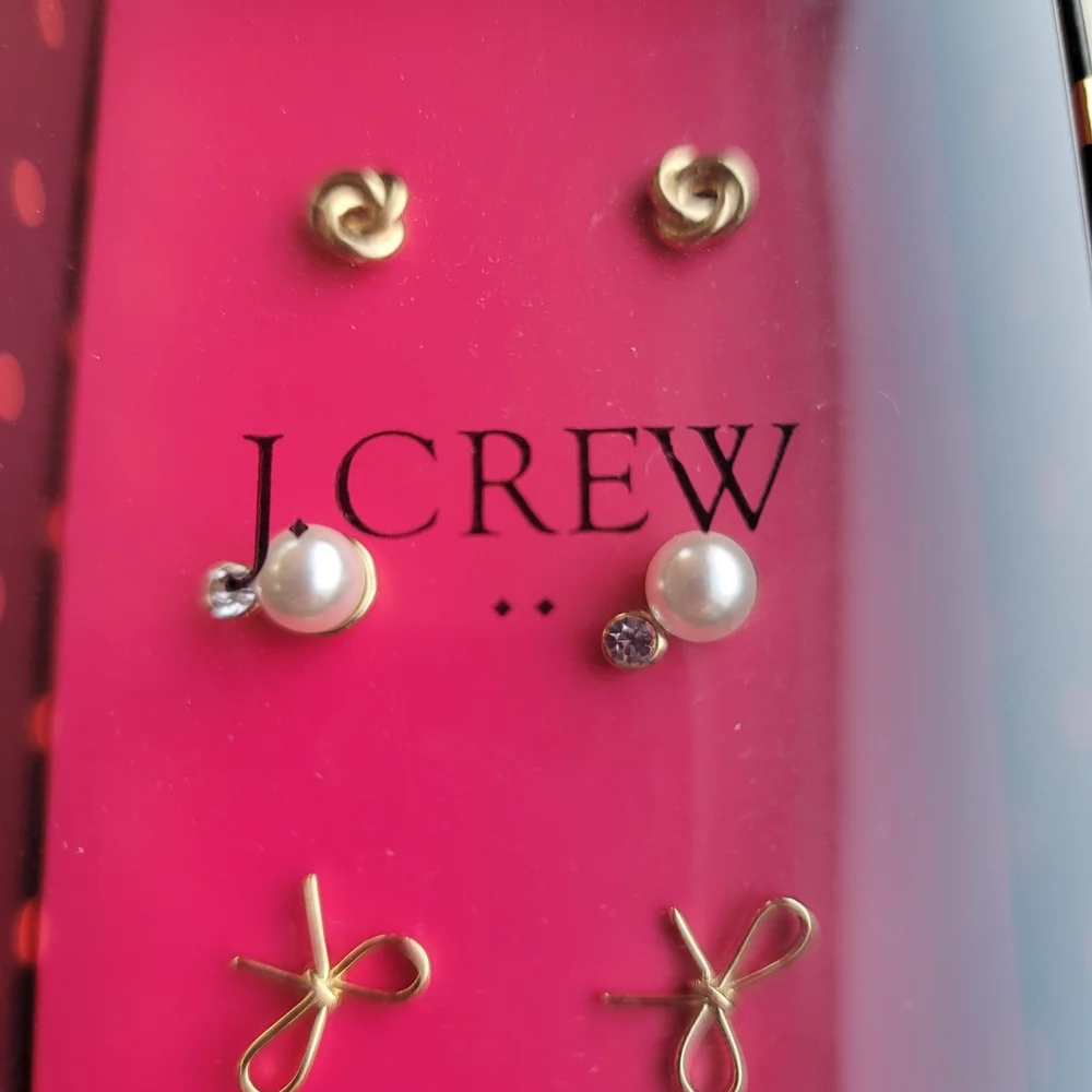 New! J. Crew Gold Pearl Stud Earring Set Gift Box NWT